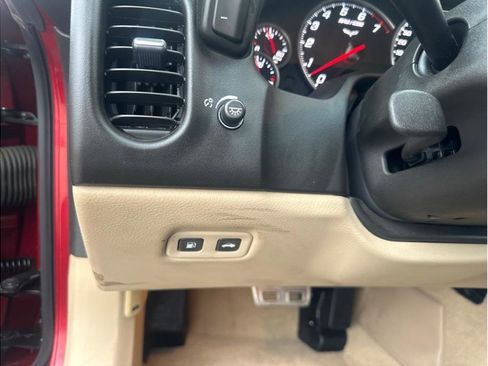 Used 2009 Chevrolet Corvette Coupe 2D w/ Preferred Equipment Group image 21