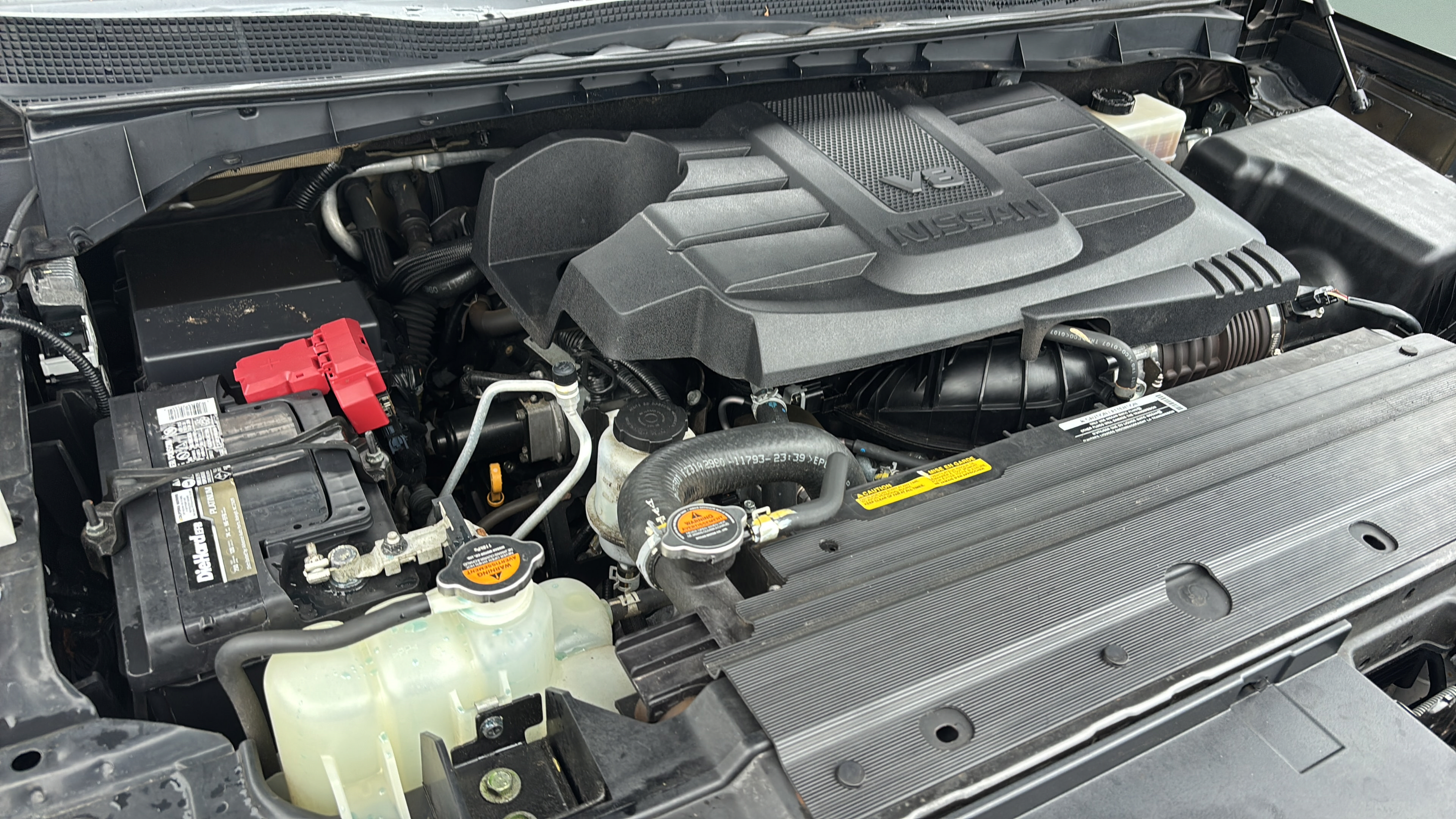 Used 2021 Nissan Titan Platinum Reserve RWD image 15