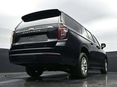 Used 2024 Chevrolet Suburban LT AWD/4WD image 34