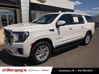 Used 2022 GMC Yukon XL SLT w/ SLT Premium Package