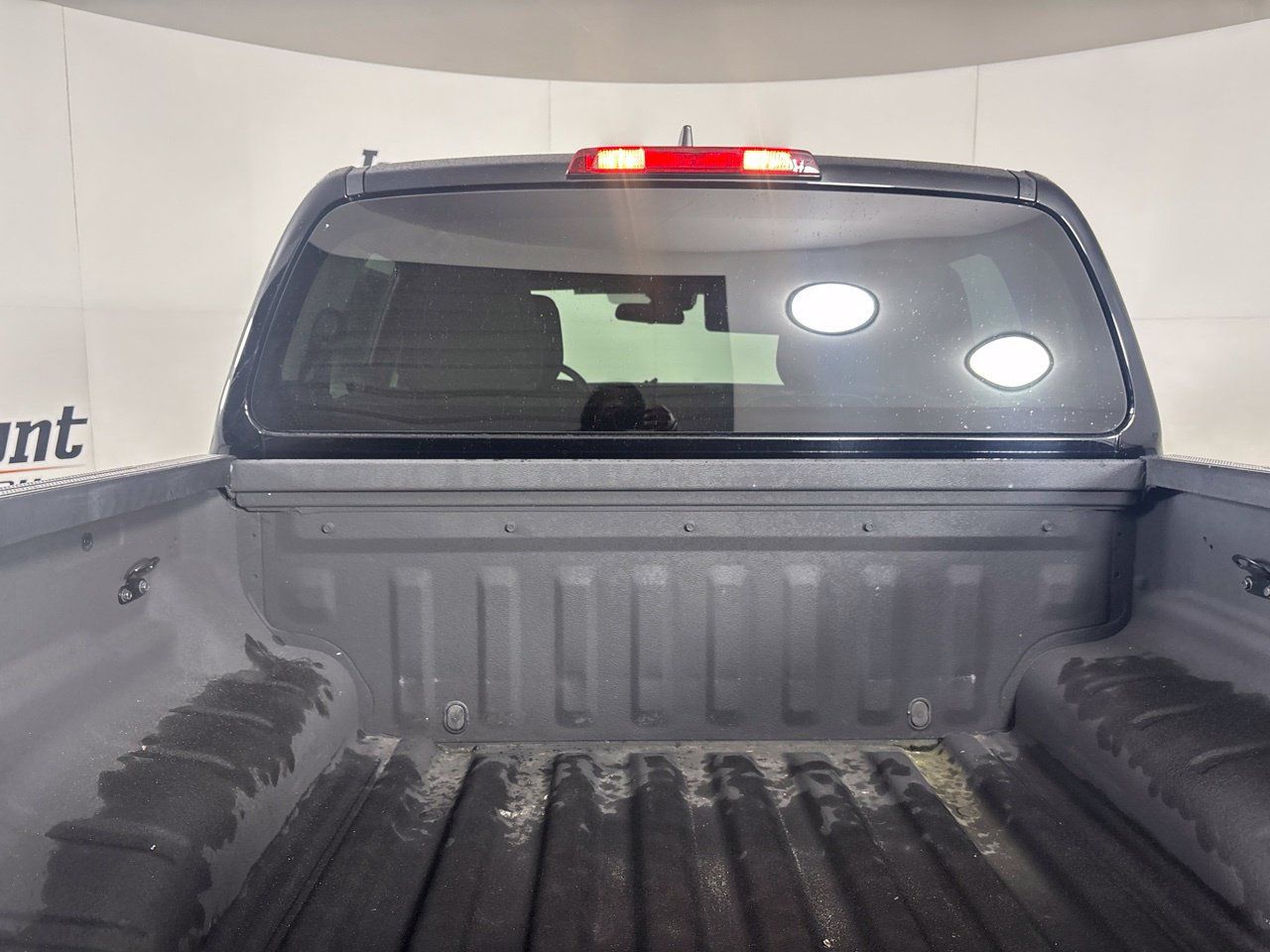 Used 2024 Nissan Frontier SV w/ Technology Package RWD image 24