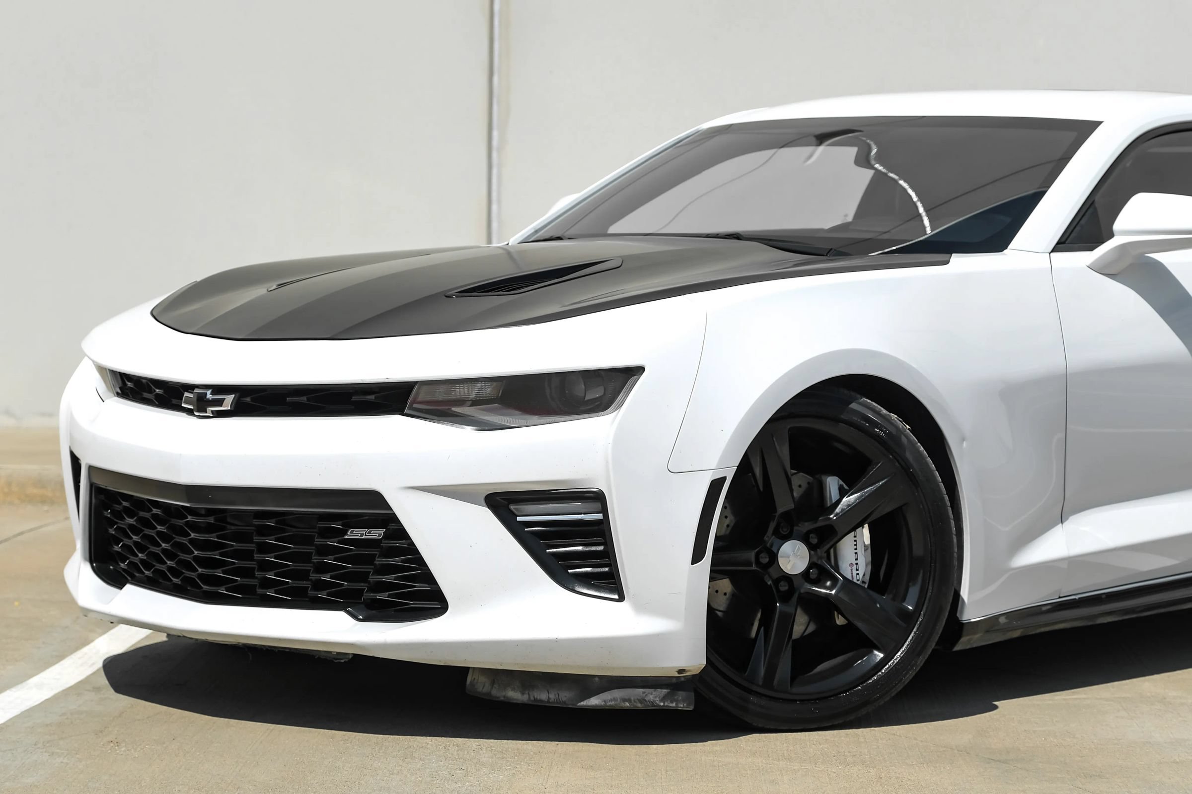 Used 2017 Chevrolet Camaro SS RWD image 14