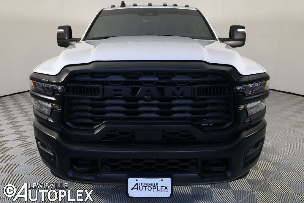 Used 2026 RAM 2500 Tradesman AWD/4WD image 2
