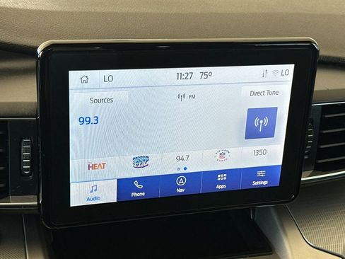 Used 2022 Ford Explorer XLT w/ Equipment Group 202A image 22