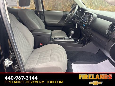Used 2022 Toyota Tacoma SR image 28