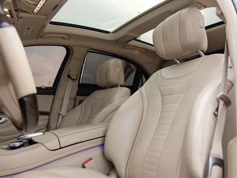 Used 2019 Mercedes-Benz S 560 Sedan w/ AMG Line Exterior image 24