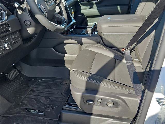 New 2027 GMC Yukon Denali w/ Denali Reserve Package AWD/4WD image 4