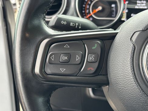 Used 2022 Jeep Gladiator Sport image 17