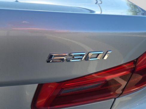 Used 2019 BMW 530i 530i w/ Premium Package image 5