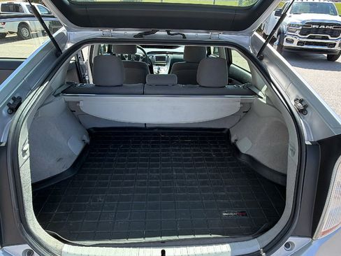 Used 2014 Toyota Prius Two image 13