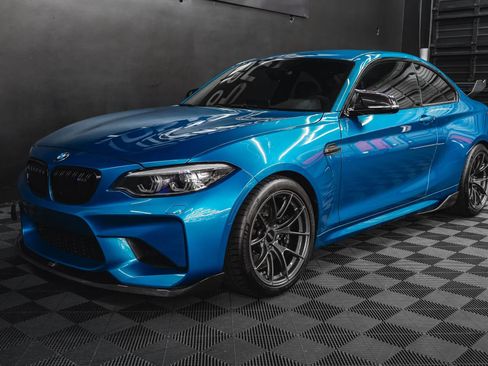 Used 2018 BMW M2 RWD image 32