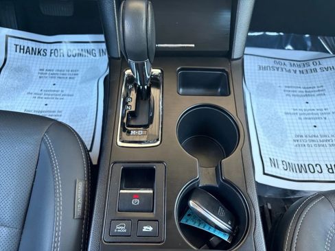 Used 2019 Subaru Outback 2.5i Limited w/ Popular Package #2 AWD/4WD image 27