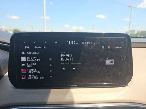 Used 2023 Hyundai Santa Fe SEL w/ Cargo Package AWD/4WD image 42