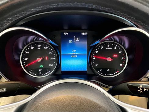 Used 2019 Mercedes-Benz C 300 Sedan image 25