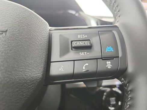 New 2026 Nissan Pathfinder SL FWD image 24