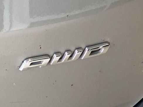 Used 2022 Ford Edge SEL AWD/4WD image 12