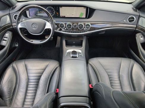 Used 2015 Mercedes-Benz S 550 Sedan image 23