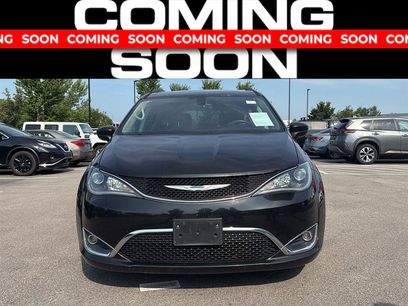 Used 2017 Chrysler Pacifica Touring-L