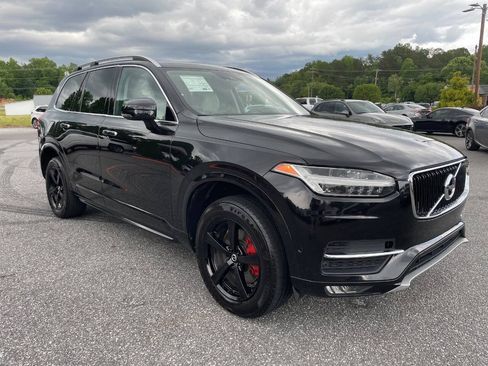 Used 2017 Volvo XC90 T5 Momentum w/ Vision Package AWD/4WD image 7