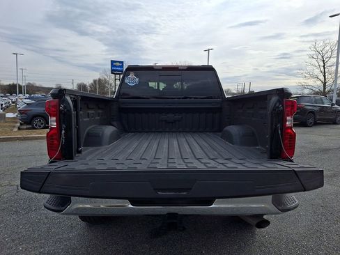 Used 2025 Chevrolet Silverado 2500 LT image 28