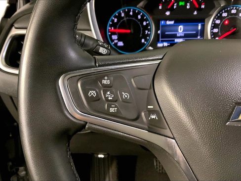 Used 2024 Chevrolet Equinox LT AWD/4WD image 17