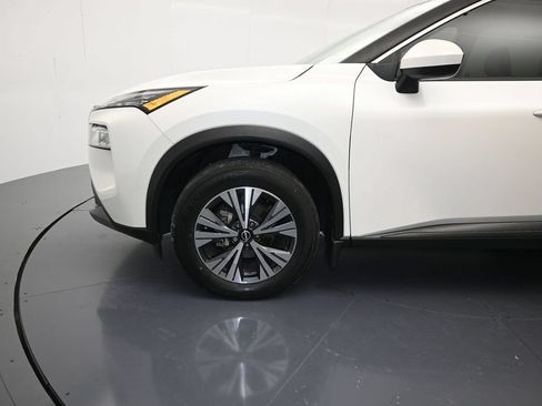 Certified 2023 Nissan Rogue SV AWD/4WD image 9