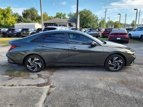 New 2025 Hyundai Elantra SEL w/ Cargo Package image 2
