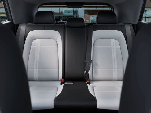 New 2025 Hyundai Venue SEL image 12