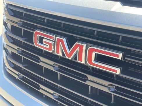 Used 2023 GMC Sierra 1500 Elevation w/ X31 Off-Road Package AWD/4WD image 30