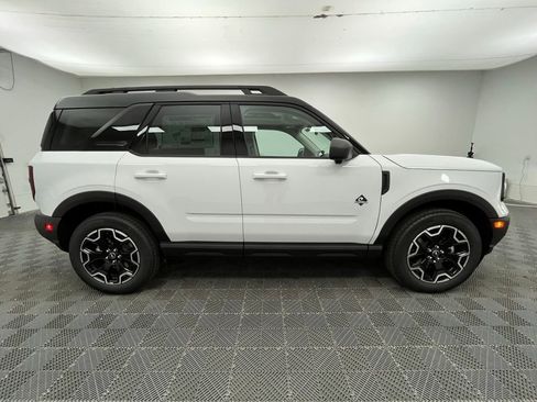 New 2025 Ford Bronco Sport Outer Banks w/ Outer Banks Tech Package+ image 8