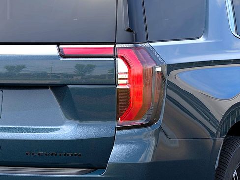 New 2026 GMC Yukon Elevation AWD/4WD image 11