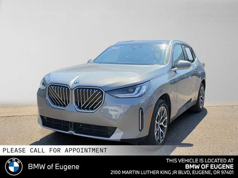 Used 2025 BMW X3 xDrive30i w/ Convenience Package AWD/4WD image 7