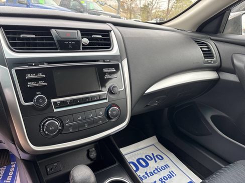 Used 2017 Nissan Altima 2.5 S w/ Power Driver Seat Package FWD image 20