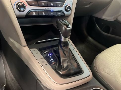 Used 2017 Hyundai Elantra SE w/ SE A/T Tech Package 03 FWD image 27
