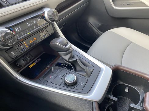 Used 2024 Toyota RAV4 Limited w/ Advanced Technology Package image 30