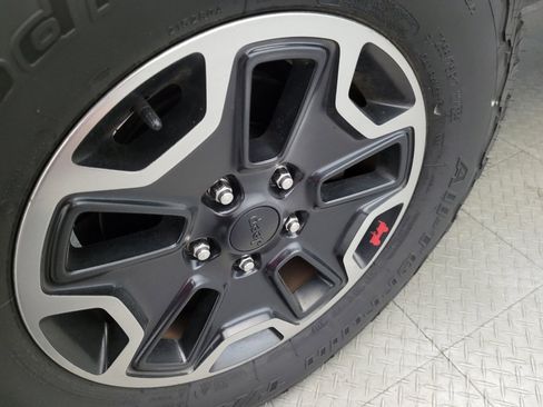 Used 2015 Jeep Wrangler Rubicon image 31