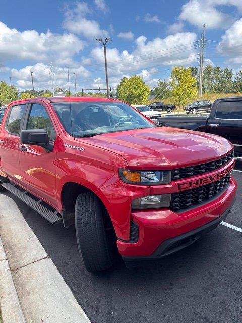 Used 2019 Chevrolet Silverado 1500 Custom w/ Custom Value Package RWD image 3