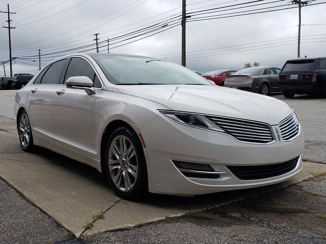 Used 2015 Lincoln MKZ w/ Equipment Group 102A Reserve FWD image 8
