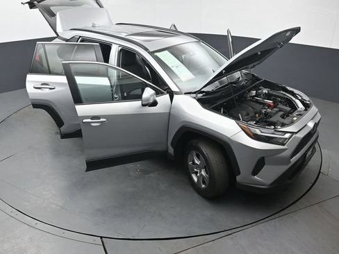 Used 2022 Toyota RAV4 XLE w/ Convenience Package AWD/4WD image 51