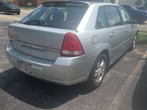 Used 2005 Chevrolet Malibu LS FWD image 4