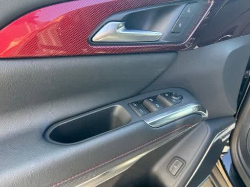 Used 2025 Chevrolet Traverse Z71 w/ Enhanced Driving Package AWD/4WD image 14