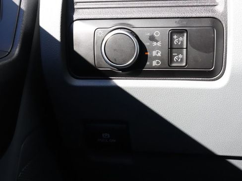 New 2026 Ford F550 4x4 Regular Cab Super Duty image 17