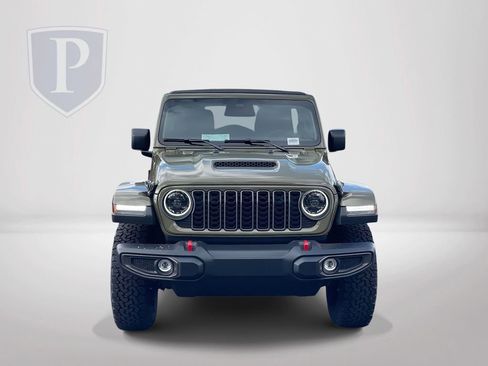 New 2026 Jeep Wrangler Unlimited Rubicon AWD/4WD image 3