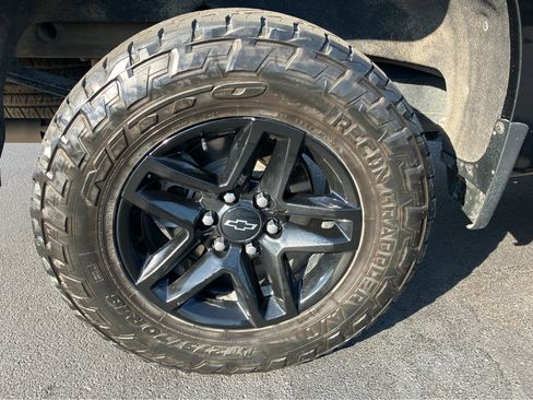 Used 2022 Chevrolet Silverado 1500 LT Trail Boss w/ LT Trail Boss Premium Package image 14