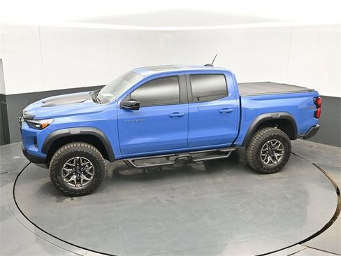 Used 2026 Chevrolet Colorado ZR2 image 10