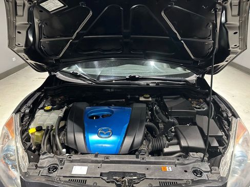 Used 2013 MAZDA MAZDA3 i Touring image 39