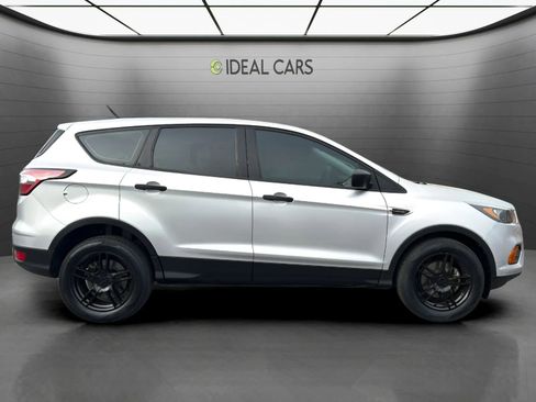 Used 2018 Ford Escape S FWD image 4