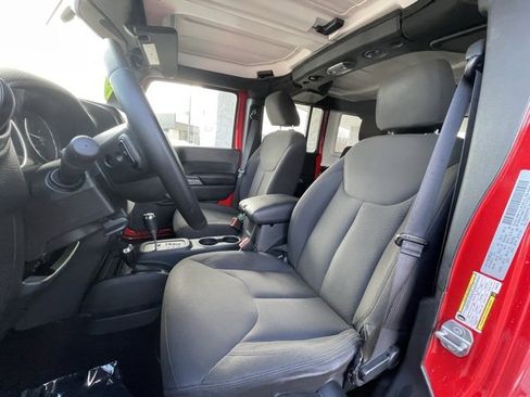 Used 2017 Jeep Wrangler Unlimited Sport w/ Connectivity Group image 11