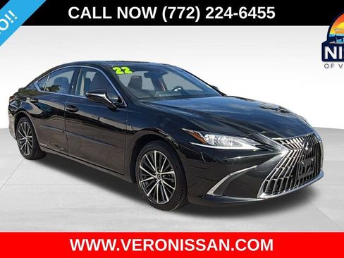 Used 2022 Lexus ES 300h w/ Premium Package image 1