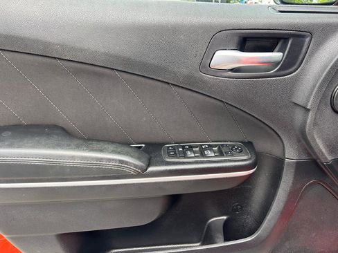 Used 2022 Dodge Charger SXT AWD/4WD image 8